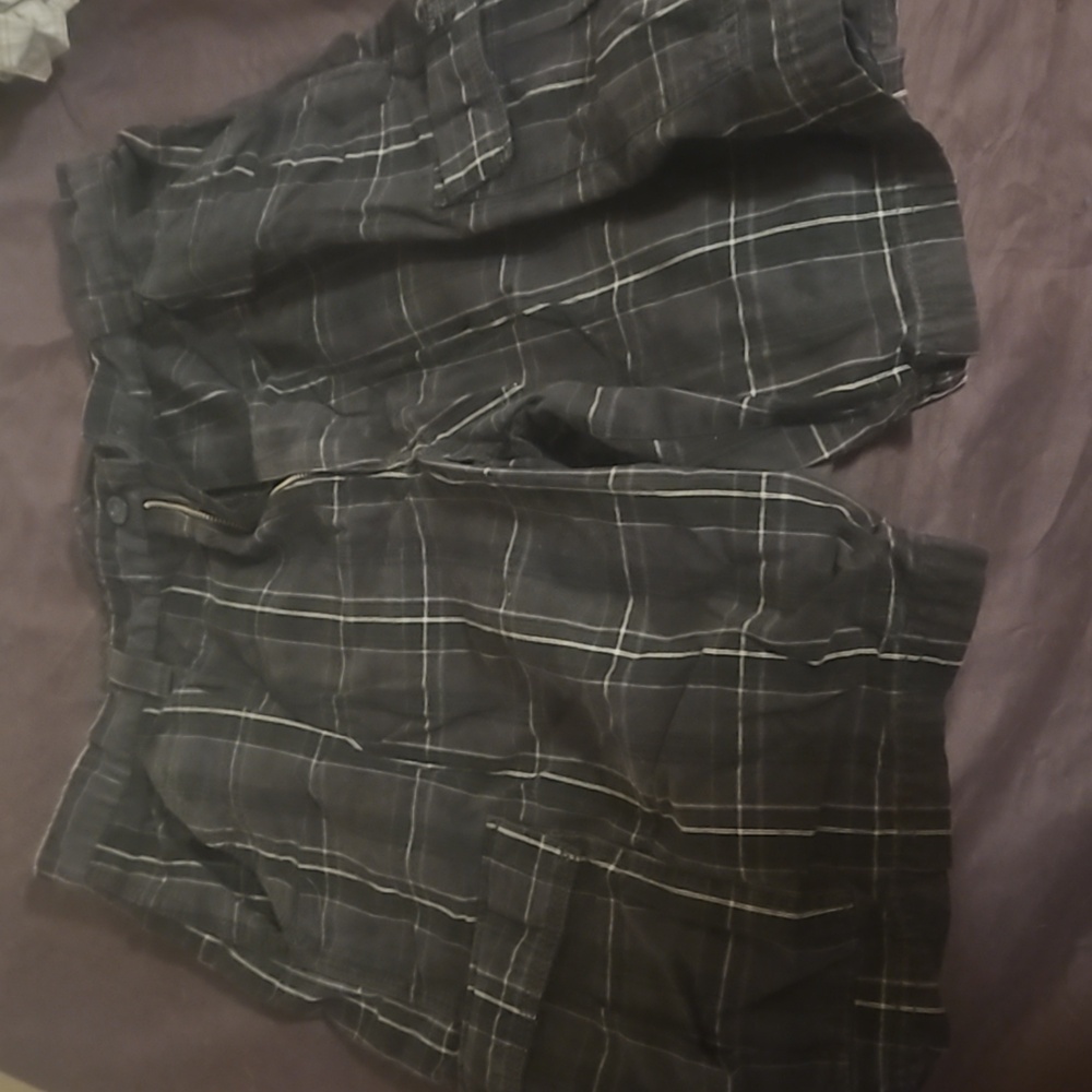 Men's Wranger Black Cargo Shorts Size 36